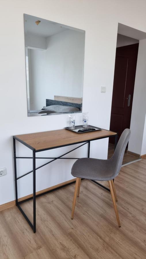 Guest Rooms Sea View Балчик Екстериор снимка